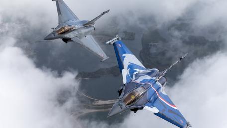 Aerial Display of Military Aircraft in Formation wallpaper