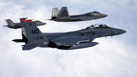 Majestic Military Jets in Flight wallpaper