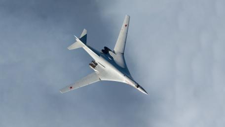 Sleek Bomber in Clear Skies wallpaper