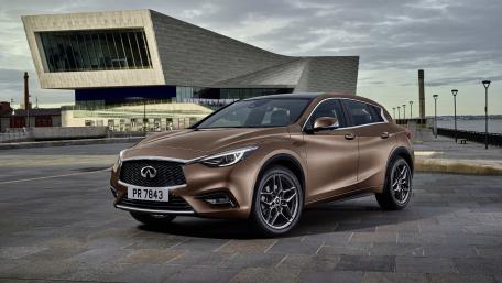 Sleek and Stylish Infinity SUV Wallpaper wallpaper