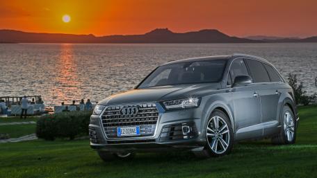 Elegant Scenic Audi at Sunset by the Water wallpaper