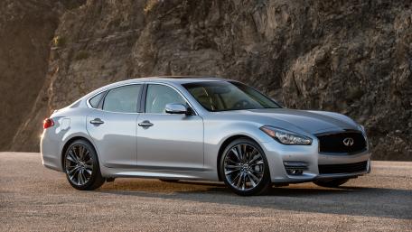 Sleek Silver Luxury Sedan Wallpaper wallpaper