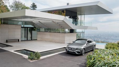 Sleek Elegance in Modern Architecture wallpaper