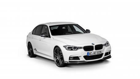 Sleek BMW M3 in Striking White Finish wallpaper