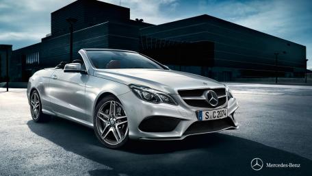 Sleek Elegance of the Mercedes-Benz Convertible wallpaper