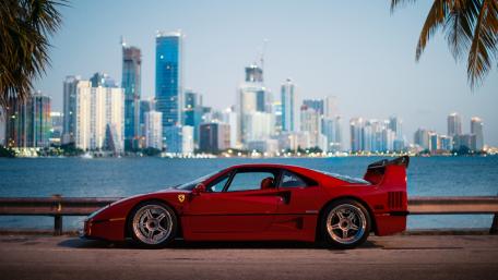 1991 Ferrari F40 wallpaper