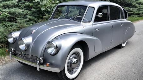 Czechoslovakian Tatra 603 wallpaper