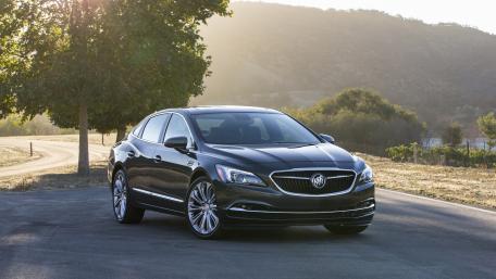 Sleek Elegance on the Open Road wallpaper