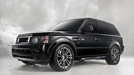 Sleek Black SUV Captured in Style wallpaper