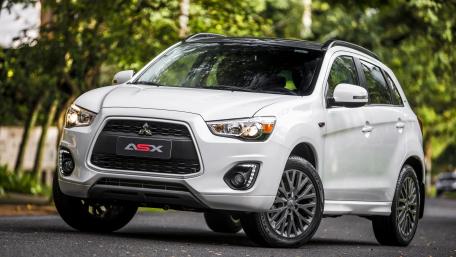 Sleek Mitsubishi ASX Captured in Nature wallpaper