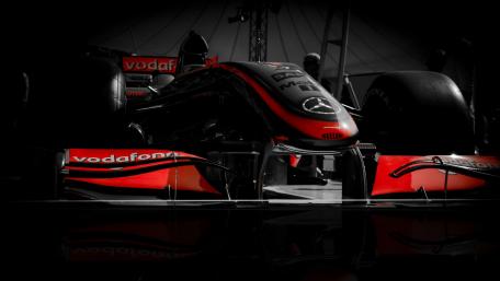 Racing Glory in Monochrome Shades wallpaper