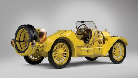 Vintage Yellow Car in Stunning Detail wallpaper