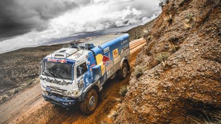 Off-Road Adventure in Action wallpaper