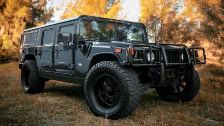 Powerful Hummer Ready for Adventure wallpaper