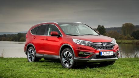 Stylish Red Honda SUV by the Lake wallpaper
