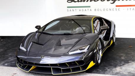 Sleek and Powerful Lamborghini Centenario Wallpaper wallpaper