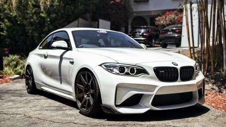 Sleek BMW M2 Coupe in Stunning White Finish wallpaper