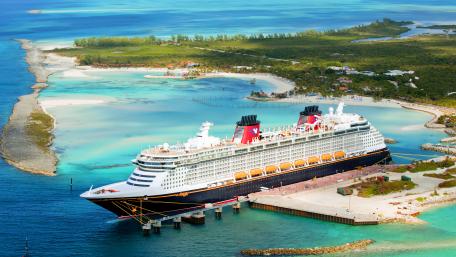 Majestic Cruise Ship at Dock Under Clear Skies wallpaper