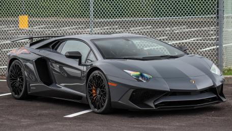 Sleek Elegance of the Lamborghini Aventador wallpaper