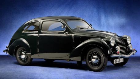 Classic Beauty of Vintage Car Design wallpaper