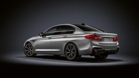 Sleek and Powerful BMW Sedan Wallpaper wallpaper