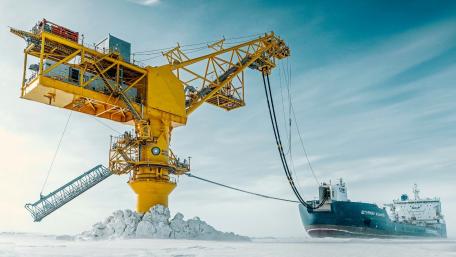 Innovative Offshore Oil Platform in Action wallpaper