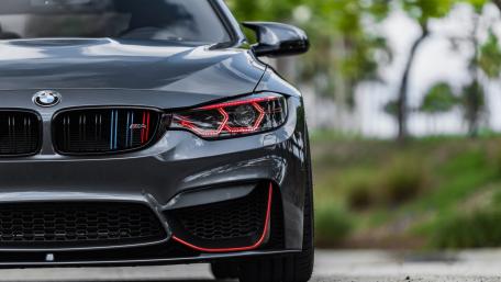 Sleek and Dynamic BMW M4 Wallpaper wallpaper