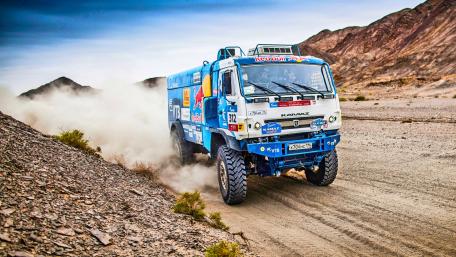 Extreme Rally Truck Racing Adventure wallpaper
