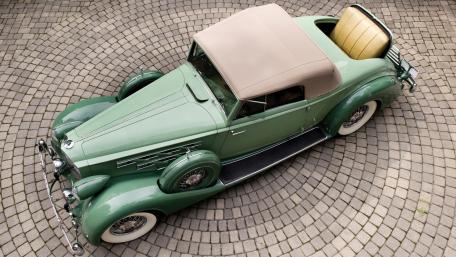 Classic Elegance of a Vintage Convertible Car wallpaper