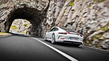 Dynamic Ride Through Rocky Passageway wallpaper