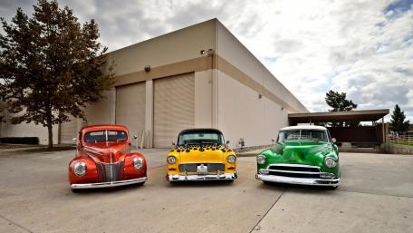 Classic Cars in Stunning Colors for Enthusiasts wallpaper