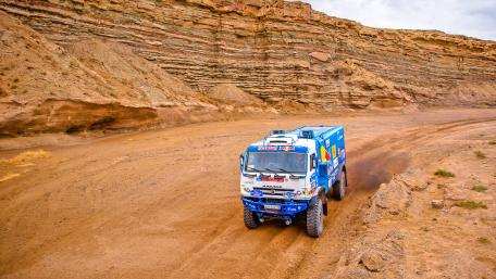 Rugged Terrain Racing Adventure wallpaper
