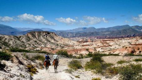 Horseback riding in Salta (Argentina) wallpaper