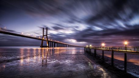 Vasco da Gama Bridge wallpaper