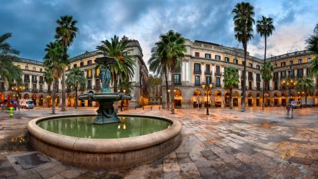 Placa Reial (Barcelona) wallpaper