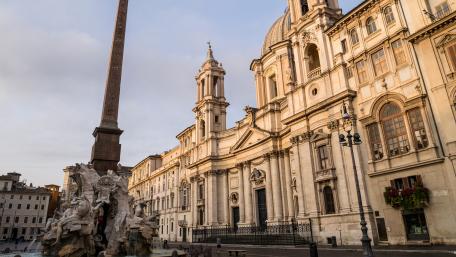 Majestic Cityscape of Rome at Dawn wallpaper