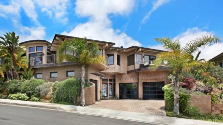 Stunning Modern City Villa Wallpaper wallpaper