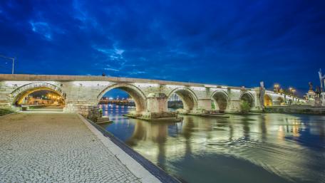 Stone Bridge in Skopje wallpaper