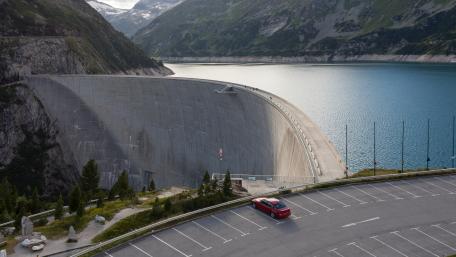 Kölnbrein Dam in Austria wallpaper