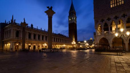 Enchanting Venice at Dusk wallpaper