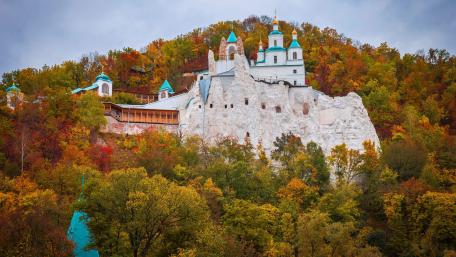Sviatohirsk Cave Monastery wallpaper