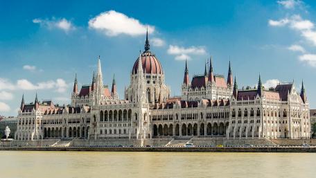 Hungarian Parliament Building wallpaper