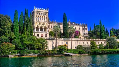 Isola del Garda wallpaper