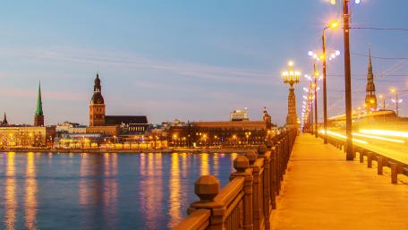 Enchanting Evening Over City River Skyline wallpaper