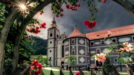 Olimje Monastery wallpaper