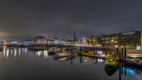 Serene Night Reflections by the River wallpaper