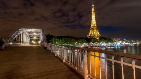 Eiffel Tower wallpaper