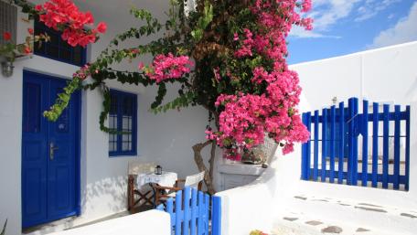 Oia, Santorini wallpaper