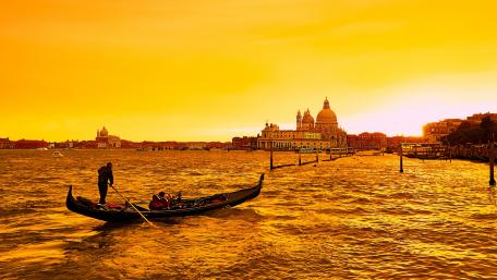 Santa Maria della Salute wallpaper