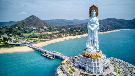 Guanyin Statue of Hainan wallpaper
